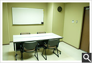 D研修・会議室